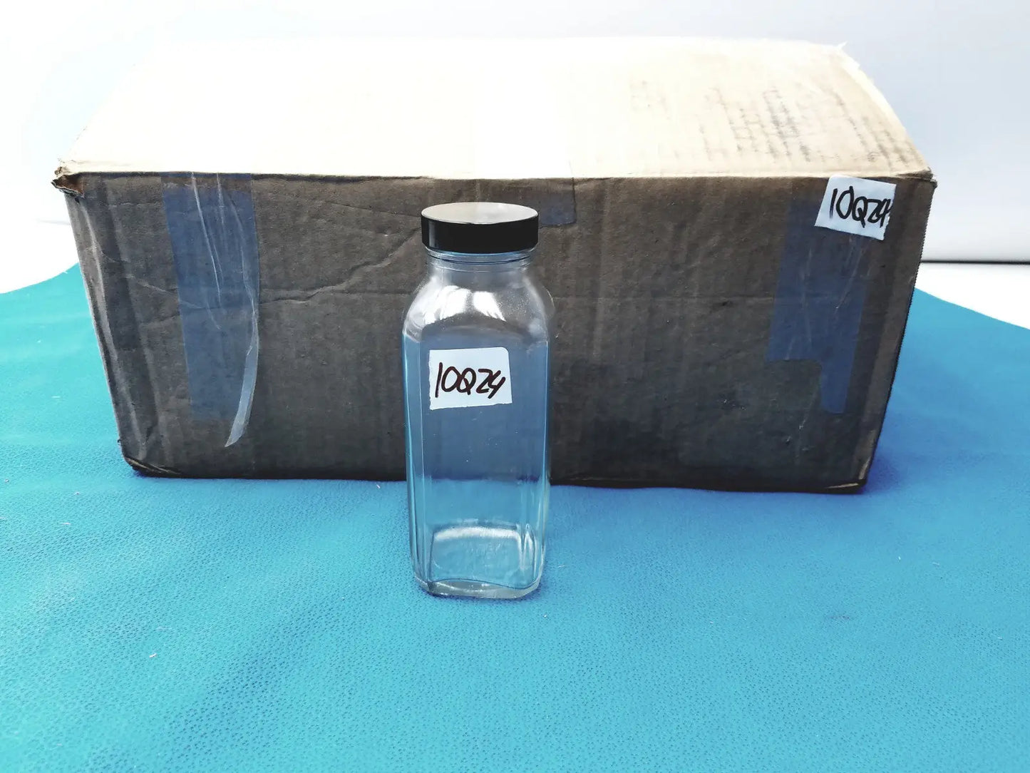 Reuse Medical Glass Bottle with Black Cap Marked Jars & Reagent Bottles, second-hand product photo 1
