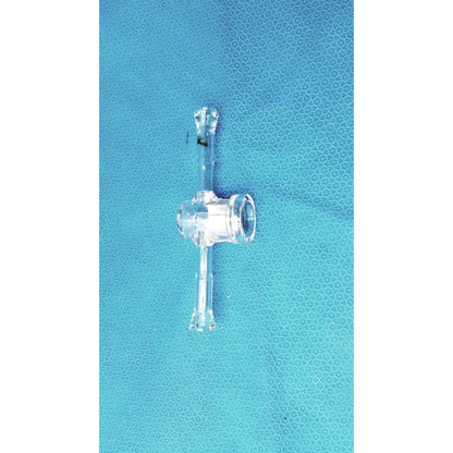 Clear glass lab adapter with 24/40 joint and stopcock valve made of borosilicate for chemistry use
