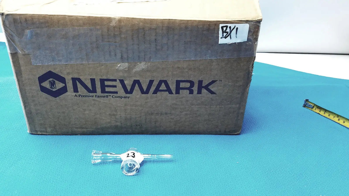Clear plastic medical tubing with white label 23 and transparent circular connector for glass reducer adapter 24/40 micro organic lab glass