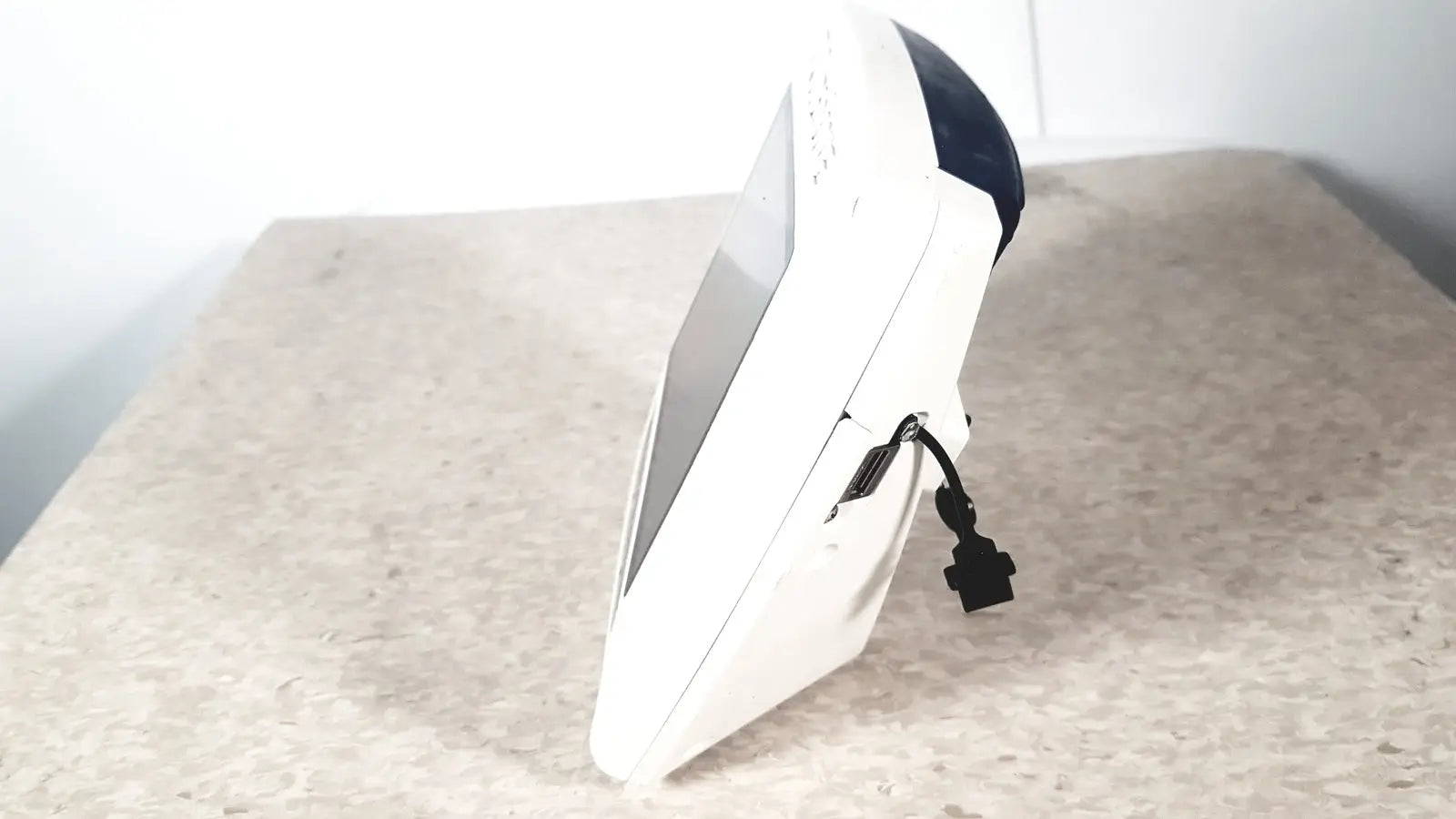 Glidescope Video Monitor Serial No: AN164634 Video Laryngoscope Monitor, second-hand product photo 2