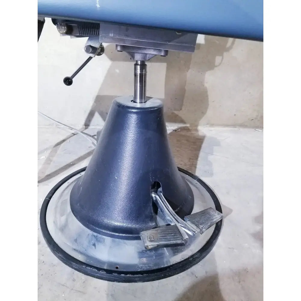 Global Surgical Corporation SMR Apex 2400 Exam Chair w/ Solarlite Lamp S900117 Exam Chair, second-hand product photo 4
