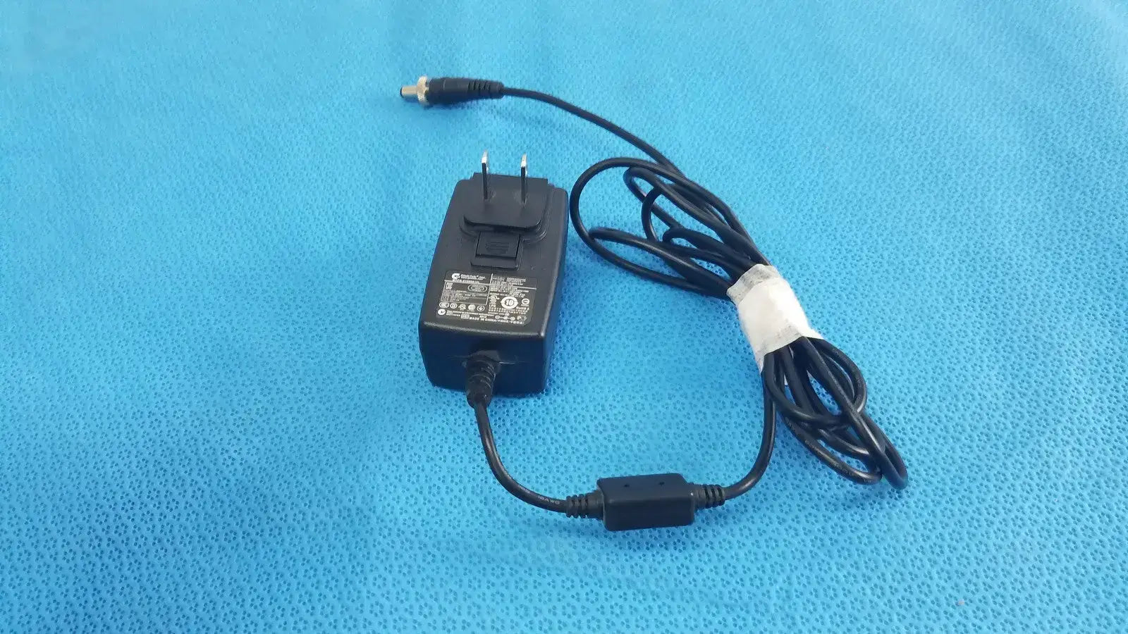 Globtek GT-41052-1509 AC / DC Adapter Charger Power Adapter, second-hand product photo 2