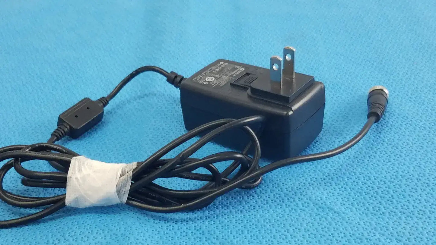 Globtek GT-41052-1509 AC / DC Adapter Charger Power Adapter, second-hand product photo 9