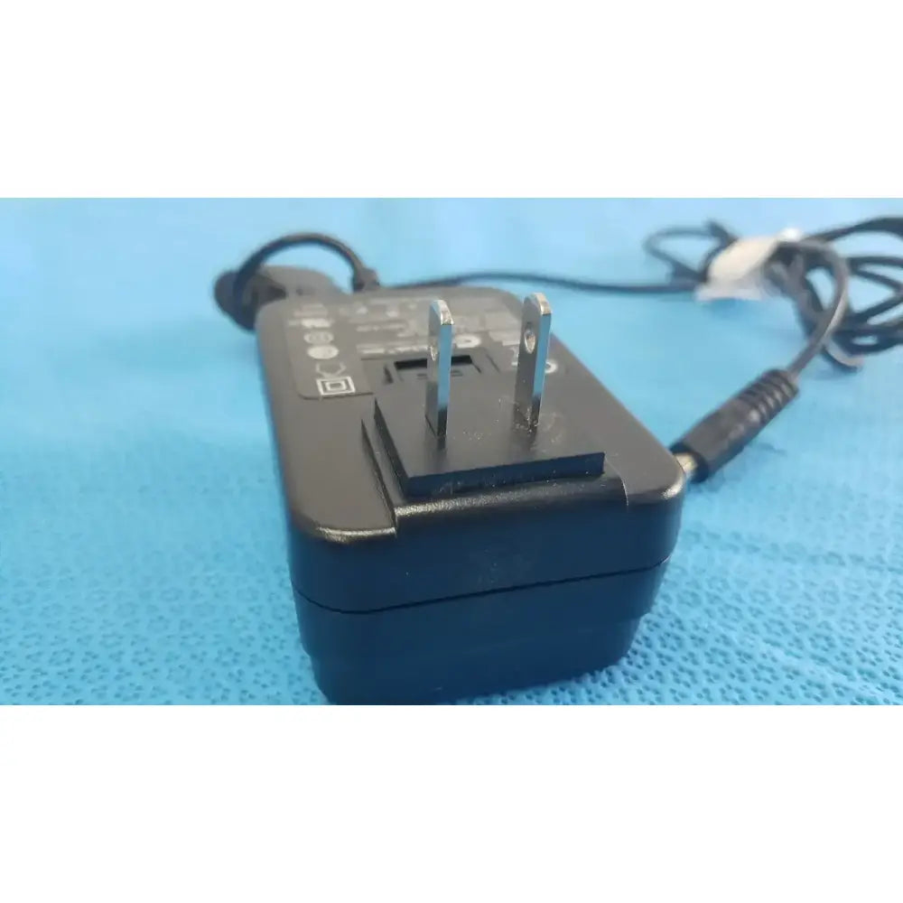 Globtek GTM41060-1505 Medical Power Supply Medical Power Supply, second-hand product photo 7