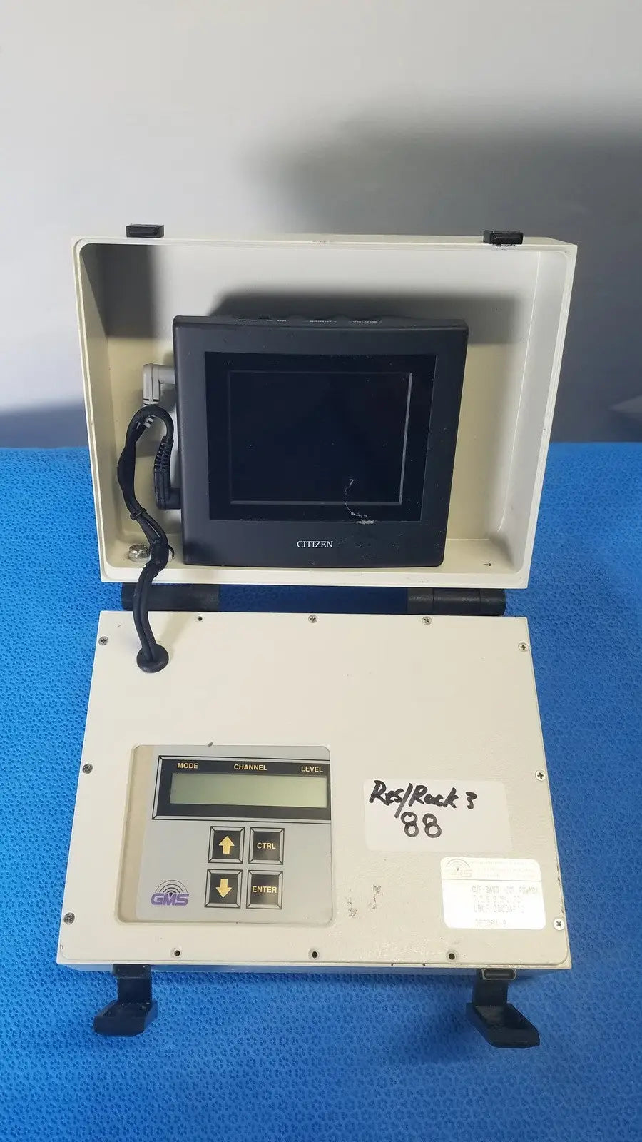 Reuse Medical GMS General Microwave Services C/F-Band 6.2-6.8 GHz Receiver Monitor Other Medical & Lab Equipment, as-is (for parts) product photo 1