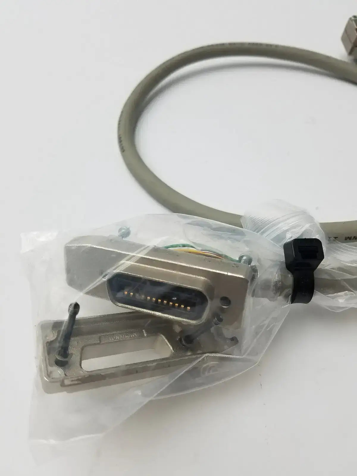 Unbranded GPIB IEEE-488 Interface Cable with Standard Connectors GPIB Interface Cable, second-hand product photo 3