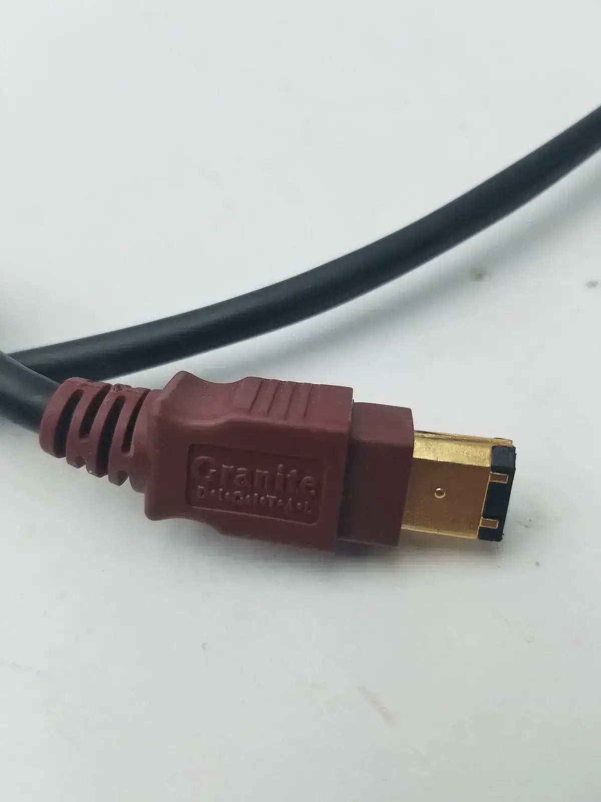 Granite Digital Firewire 6 pin to 9 pin Cable FireWire Cable, second-hand product photo 3