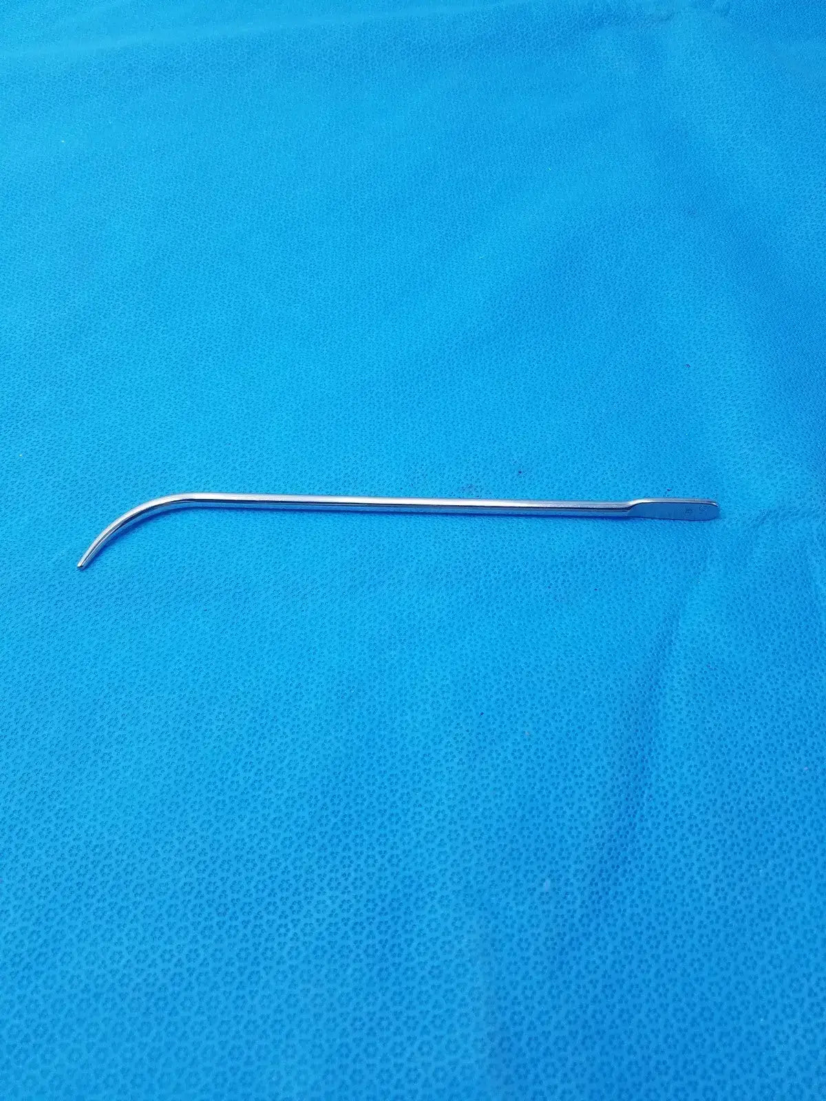 GREENWALD Stainless Steel Curved Surgical Instrument Size 20 Curved Surgical Instrument, second-hand product photo 1