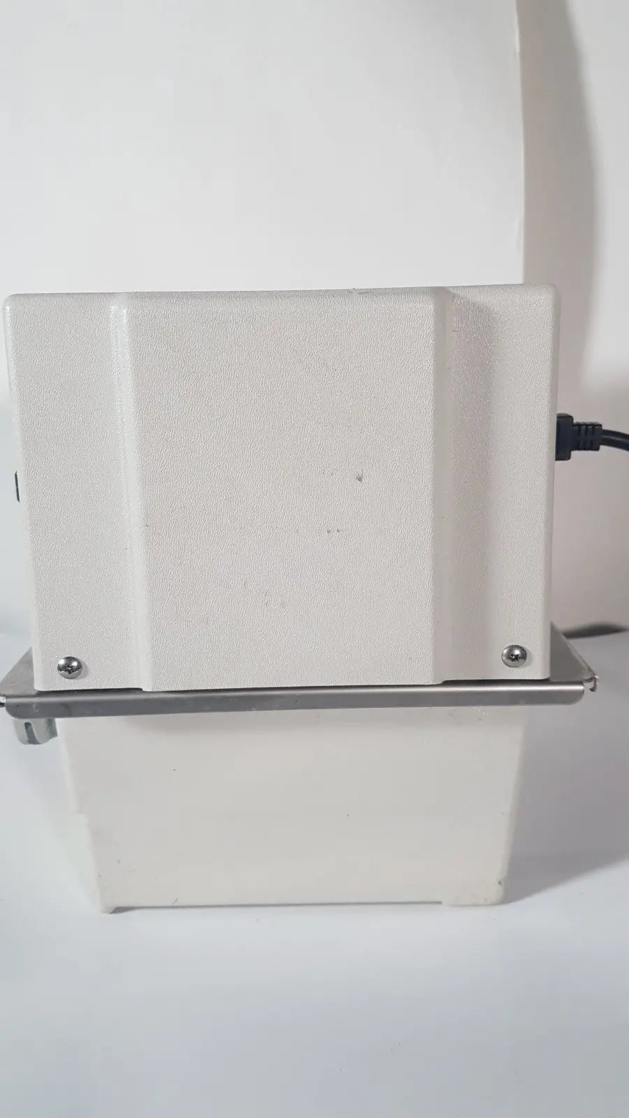 GRI 21000-002 External Waster Pump Pump, as-is (for parts) product photo 2