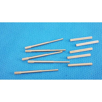 Set of metallic precision screwdriver bits with textured grip ends for gs 12.1605 beaver-style scalpel handle precision surgical use