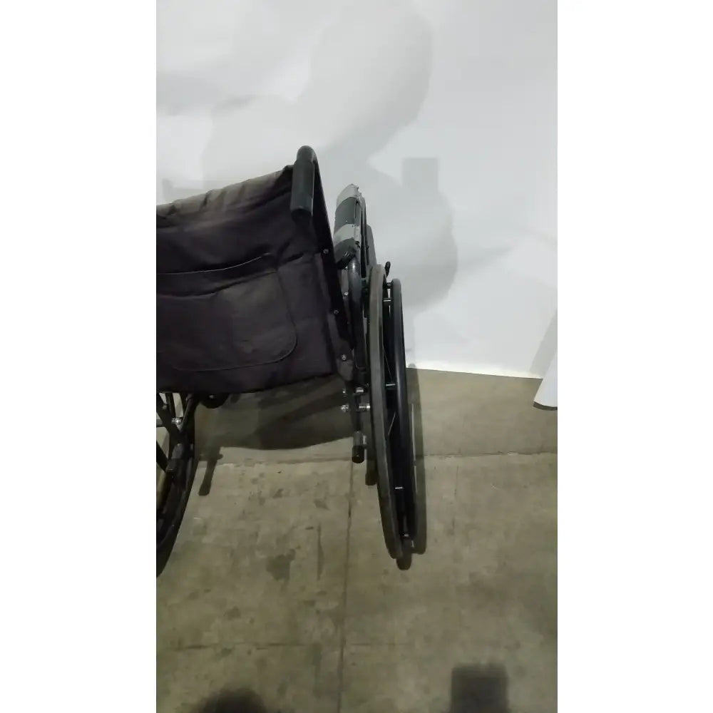 Reuse Medical Equipment Guardian K3 Lite Wheelchair - Folding Manual Mobility Assist Wheelchair, second-hand product photo 3