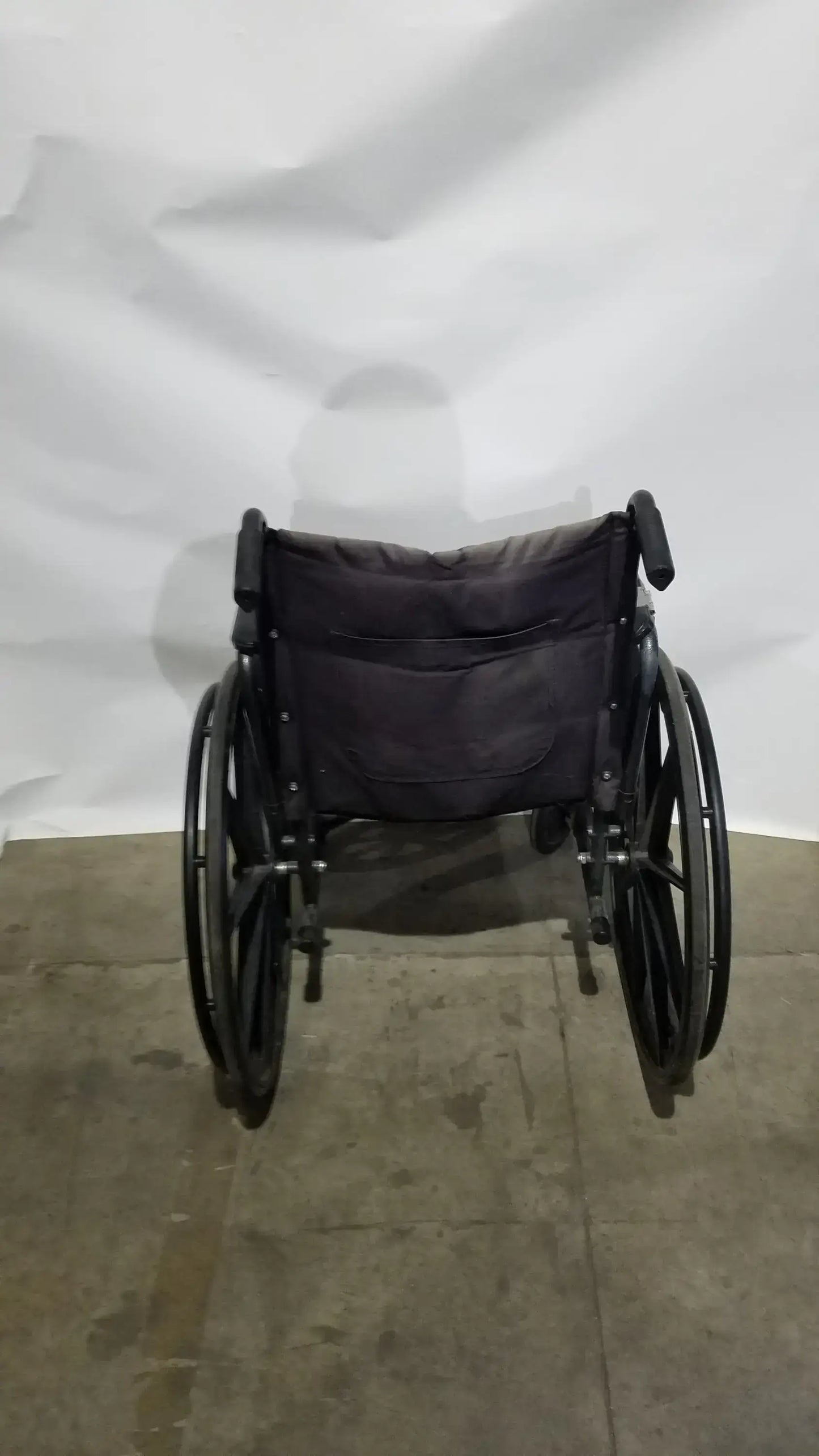 Reuse Medical Equipment Guardian K3 Lite Wheelchair - Folding Manual Mobility Assist Wheelchair, second-hand product photo 7