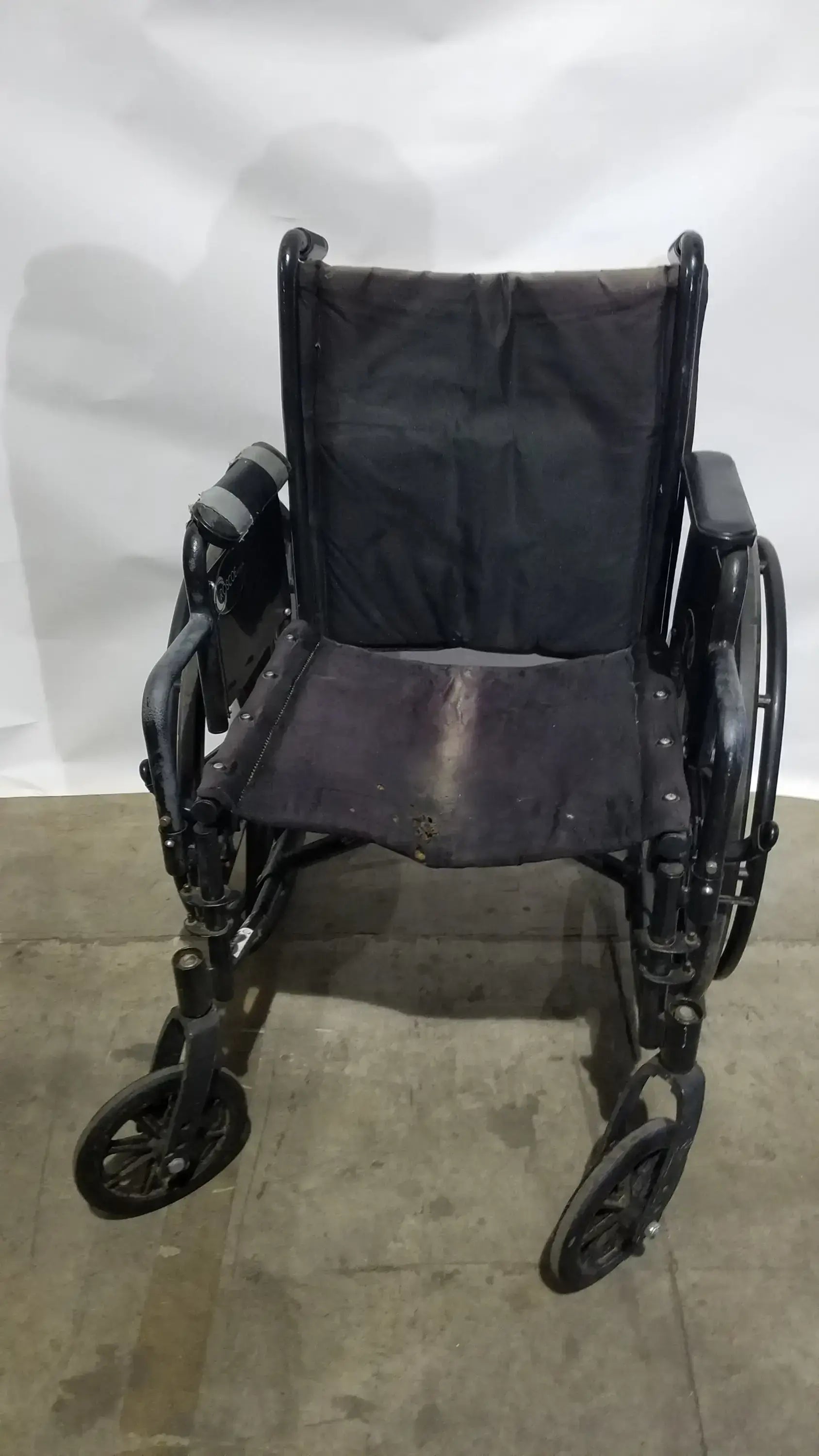 Reuse Medical Equipment Guardian K3 Lite Wheelchair - Folding Manual Mobility Assist Wheelchair, second-hand product photo 16