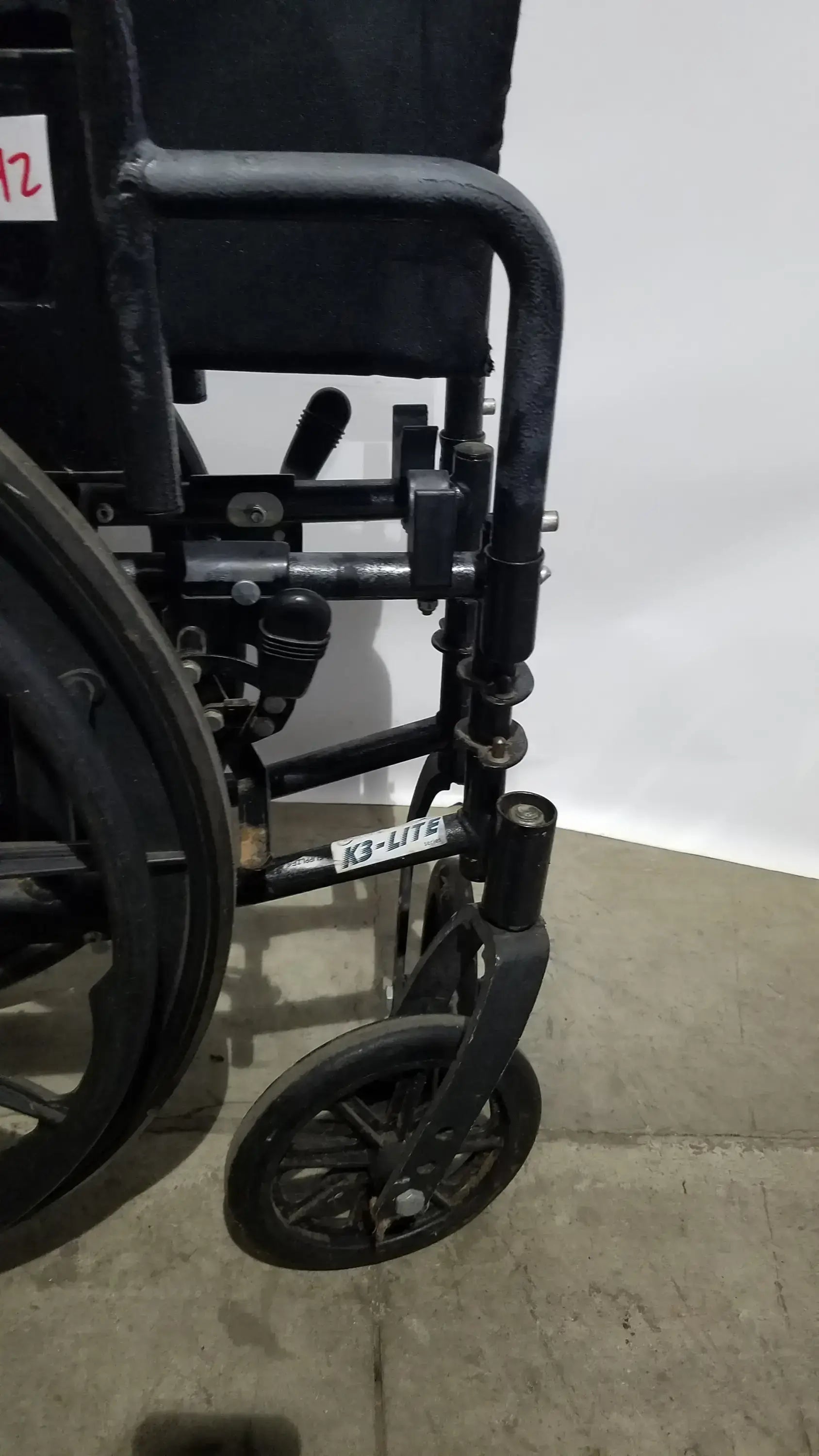 Reuse Medical Equipment Guardian K3 Lite Wheelchair - Folding Manual Mobility Assist Wheelchair, second-hand product photo 25