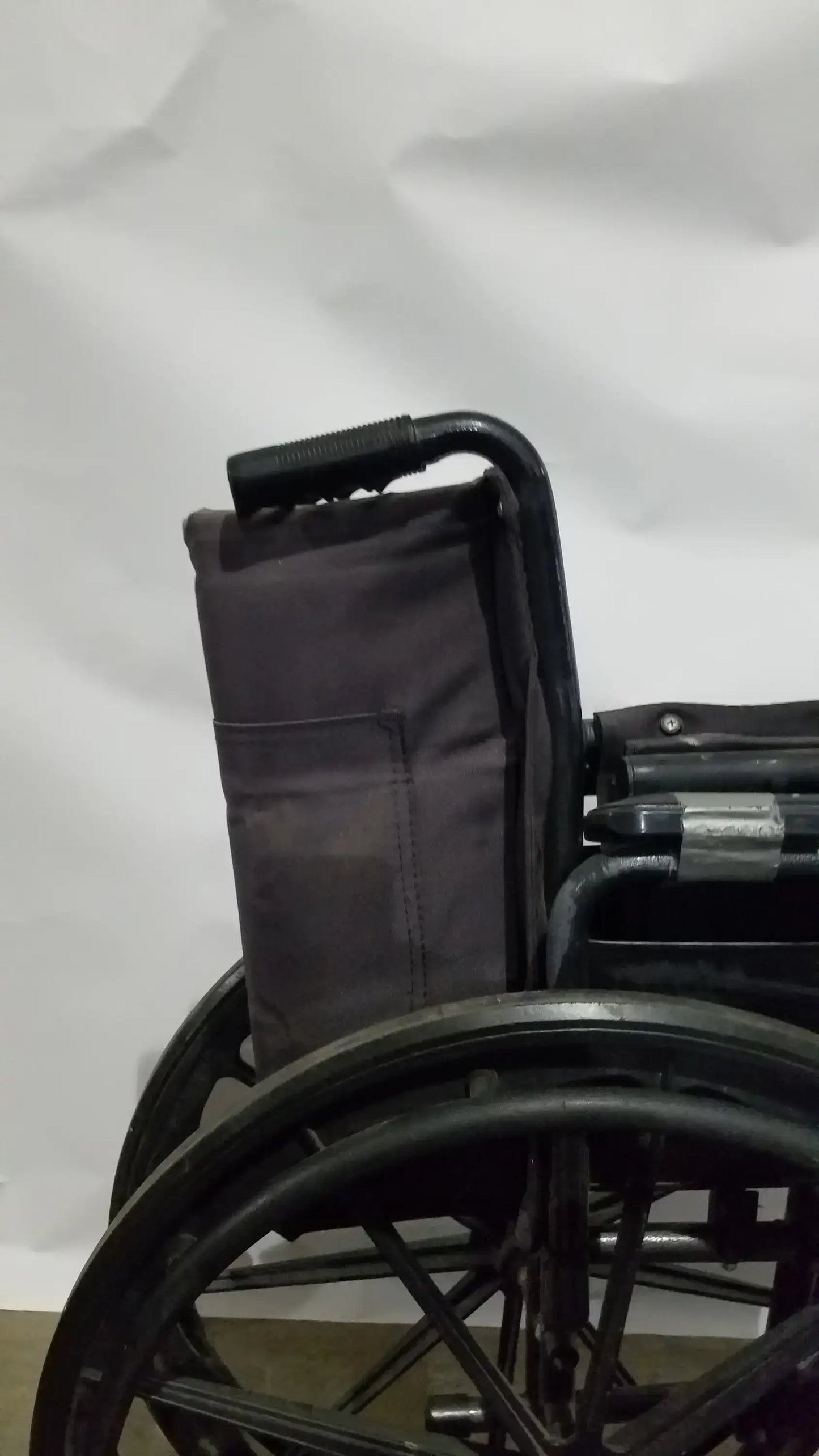 Reuse Medical Equipment Guardian K3 Lite Wheelchair - Folding Manual Mobility Assist Wheelchair, second-hand product photo 24