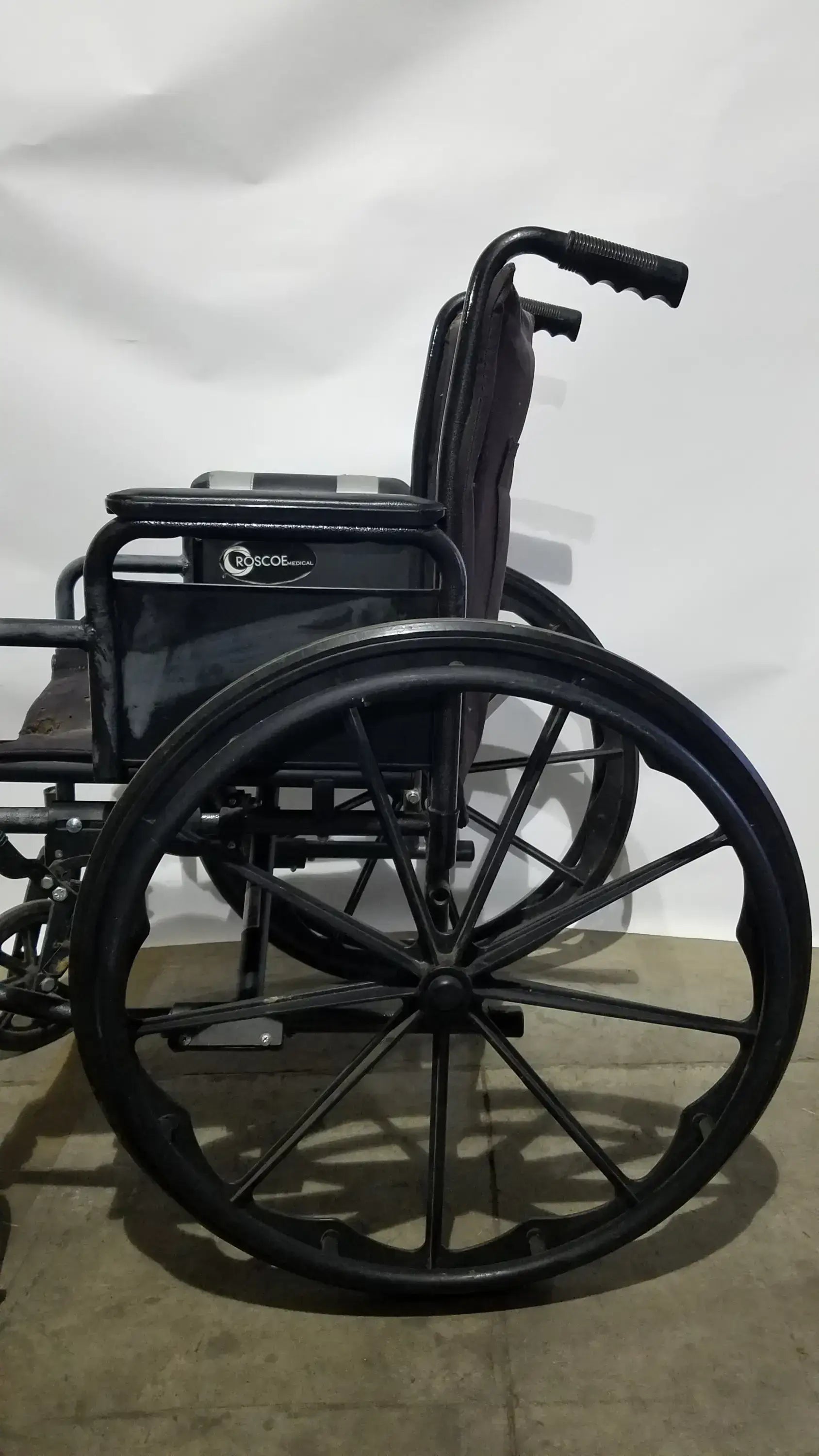 Reuse Medical Equipment Guardian K3 Lite Wheelchair - Folding Manual Mobility Assist Wheelchair, second-hand product photo 10