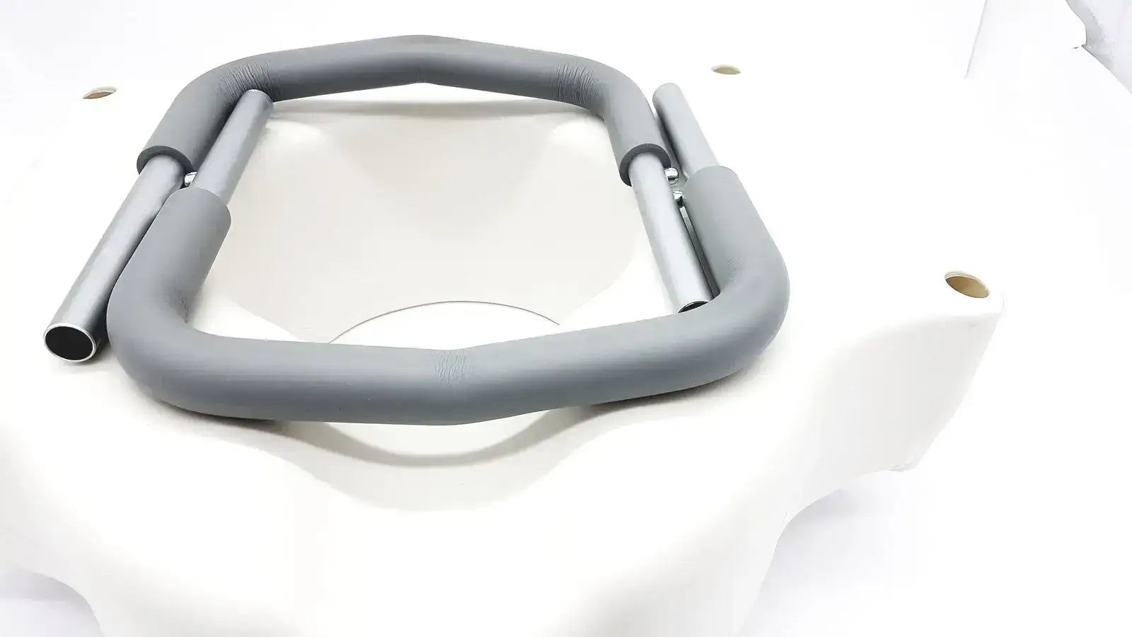 Guardian Locking Elevated Toilet Seat With Padded Arms G30270A Elevated Toilet Seat, second-hand product photo 9