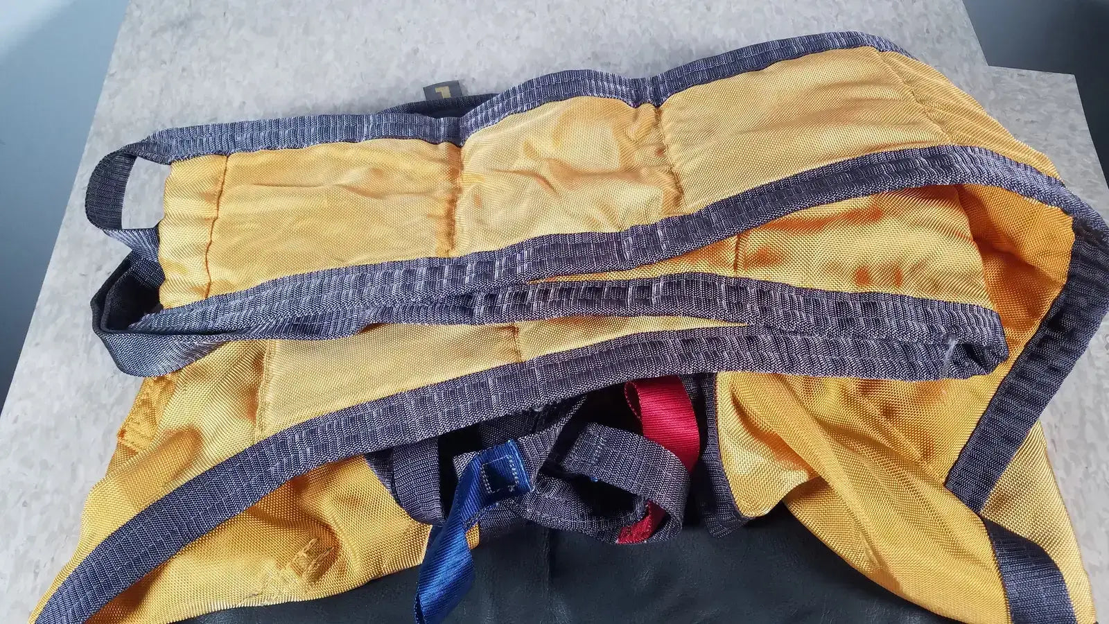 Guldmann Active Micro Plus Max 255kg/560 lbs Size Size Large Patient Lifting Sling, second-hand product photo 6