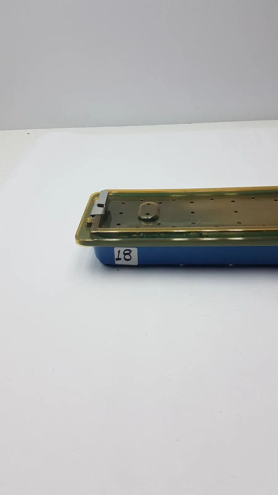 Reuse Medical Gyrus MRA-GT Slimline Sterilization Tray Sterilization Trays & Cases, second-hand product photo 8
