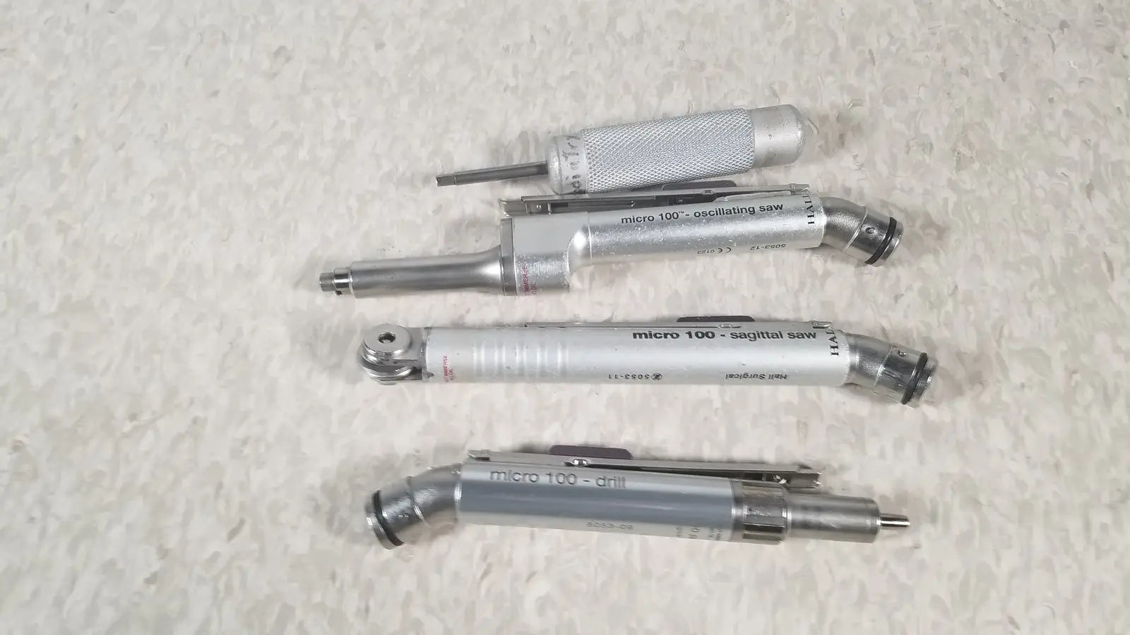 Acumed HALL Surgical Micro 100 Set With Autoclave Case 5052-12 Surgical Instrument Set, second-hand product photo 3