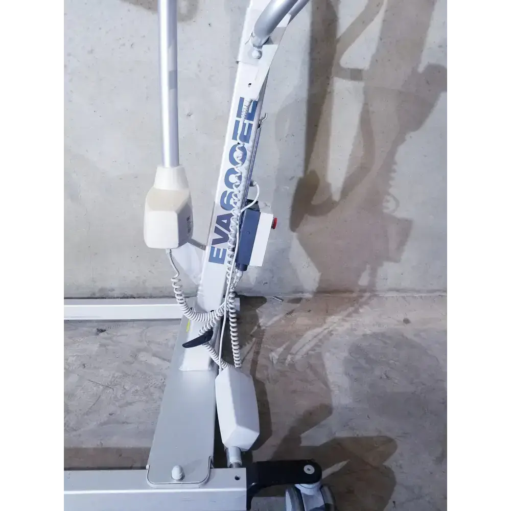 Handicare EVA600EE Mobile Patient Lift, System Romedic - Untested Patient Lift, as-is (for parts) product photo 4