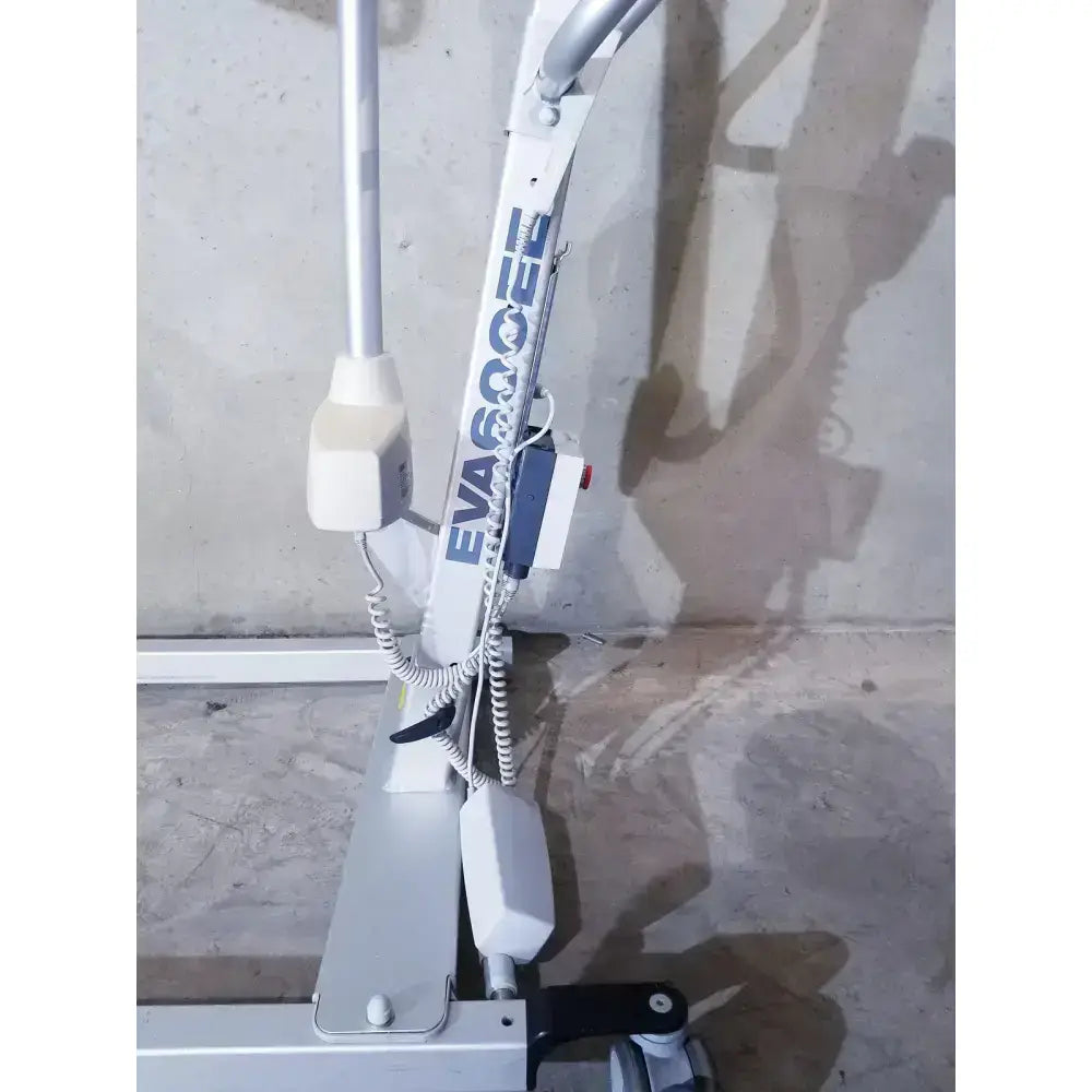 Handicare EVA600EE Mobile Patient Lift, System Romedic - Untested Patient Lift, as-is (for parts) product photo 4