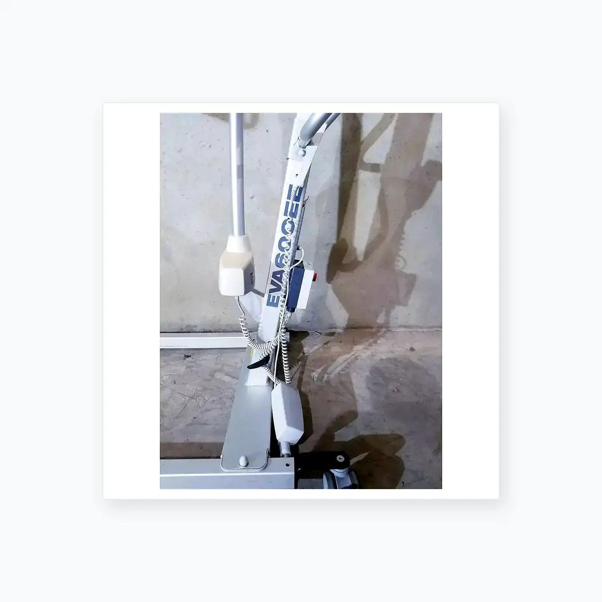 Handicare EVA600EE Mobile Patient Lift, System Romedic - Untested Patient Lift, as-is (for parts) product photo 4