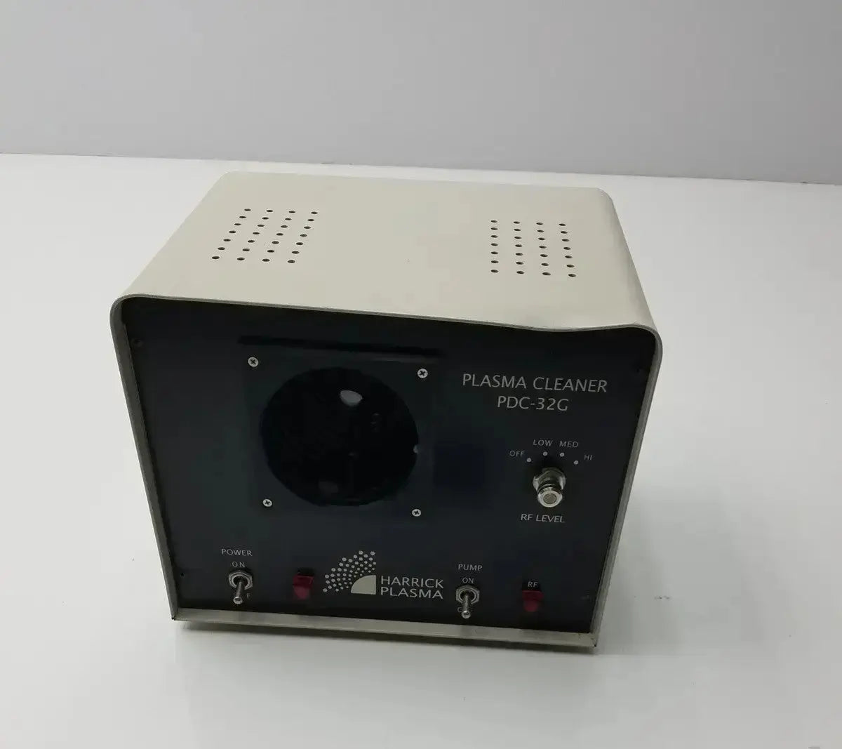 Harrick PDC-32G Compact Plasma Cleaner Sterilizer, Table-Top Plasma Cleaner Sterilizer, second-hand product photo 1