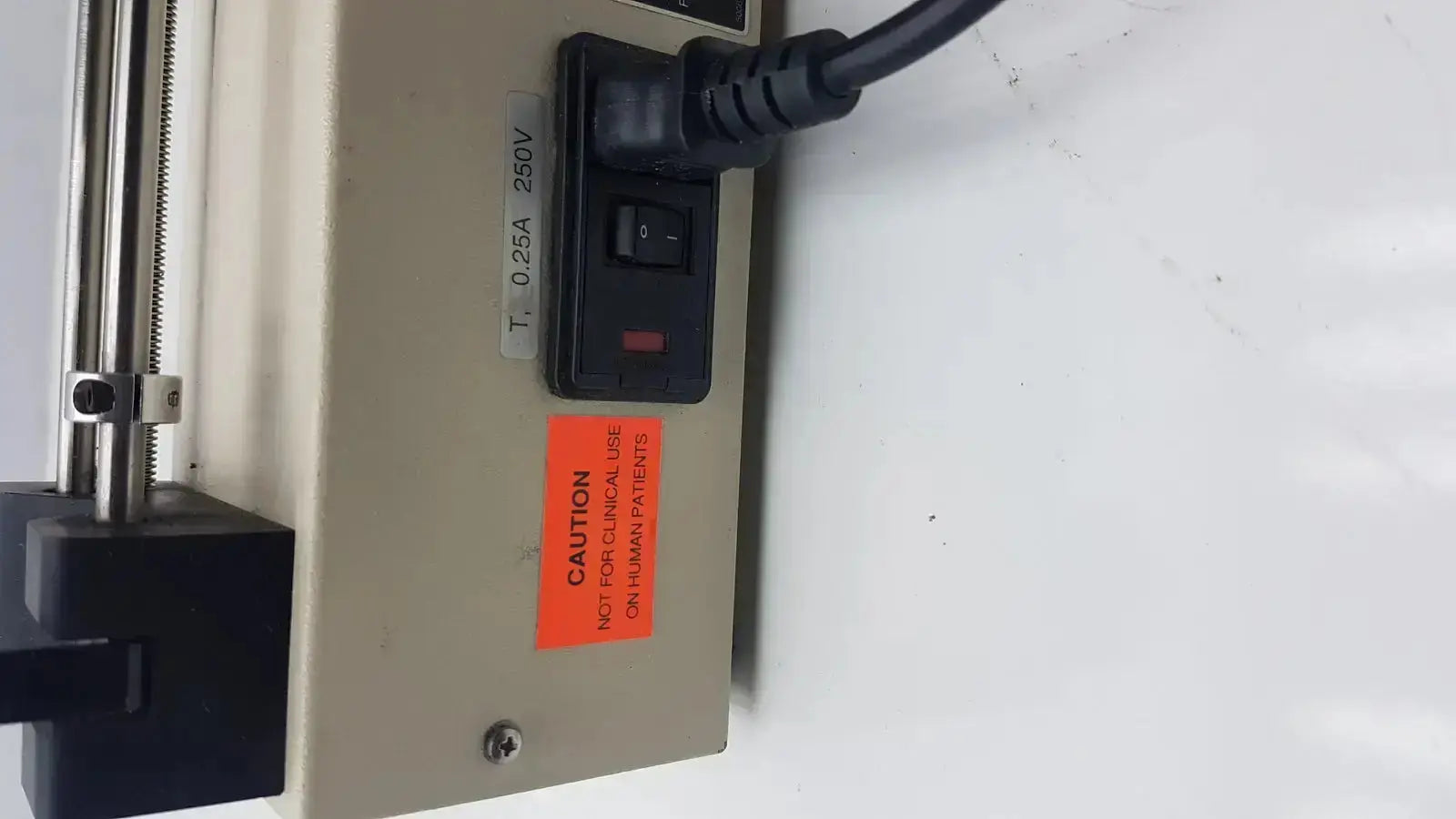Harvard Apparatus Model 11 Digital Single Syringe Pump Syringe Pump, as-is (for parts) product photo 6