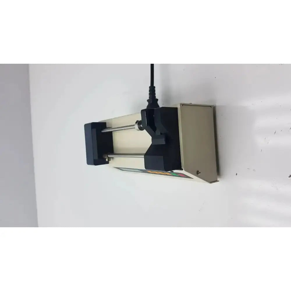 Harvard Apparatus Model 11 Digital Single Syringe Pump Syringe Pump, second-hand product photo 5