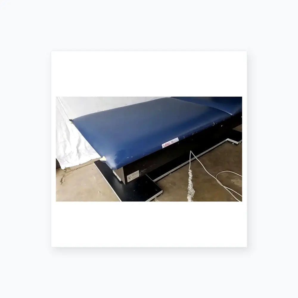 Reuse Medical Equipment Hausmann Bariatric Dual-Lift Electric Hi-Lo Treatment Table Powered Examination Tables, second-hand product photo 18