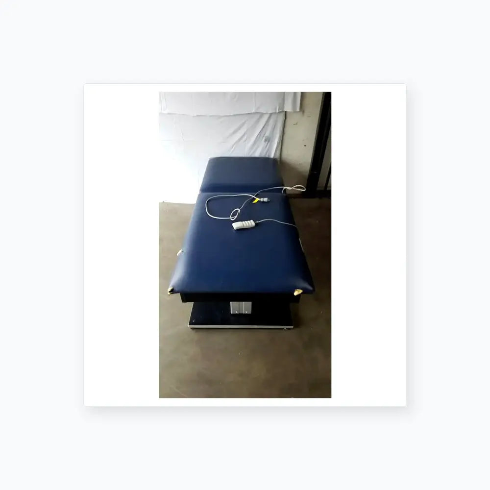 Reuse Medical Equipment Hausmann Bariatric Dual-Lift Electric Hi-Lo Treatment Table Powered Examination Tables, second-hand product photo 11