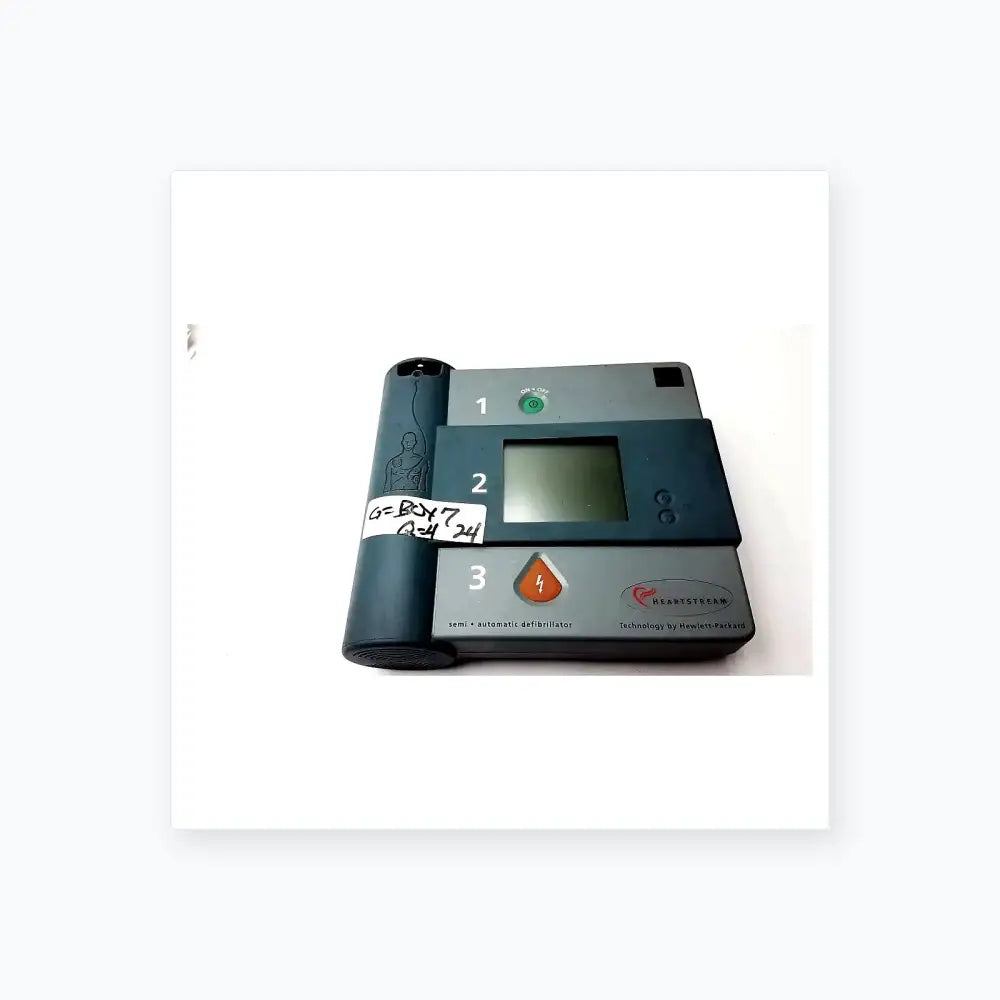Reuse Medical HEARTSTREAM EO1 Semi Automatic Defibrillator With Battery 95-97-2 Other Medical & Lab Equipment, second-hand product photo 1