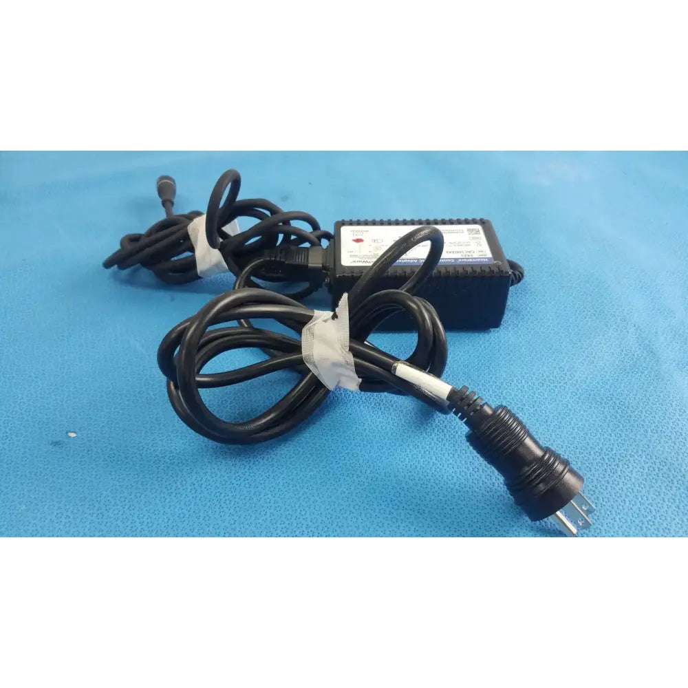 Reuse Medical HeartWare 1425 Controller AC Adapter Other Medical & Lab Equipment, second-hand product photo 1