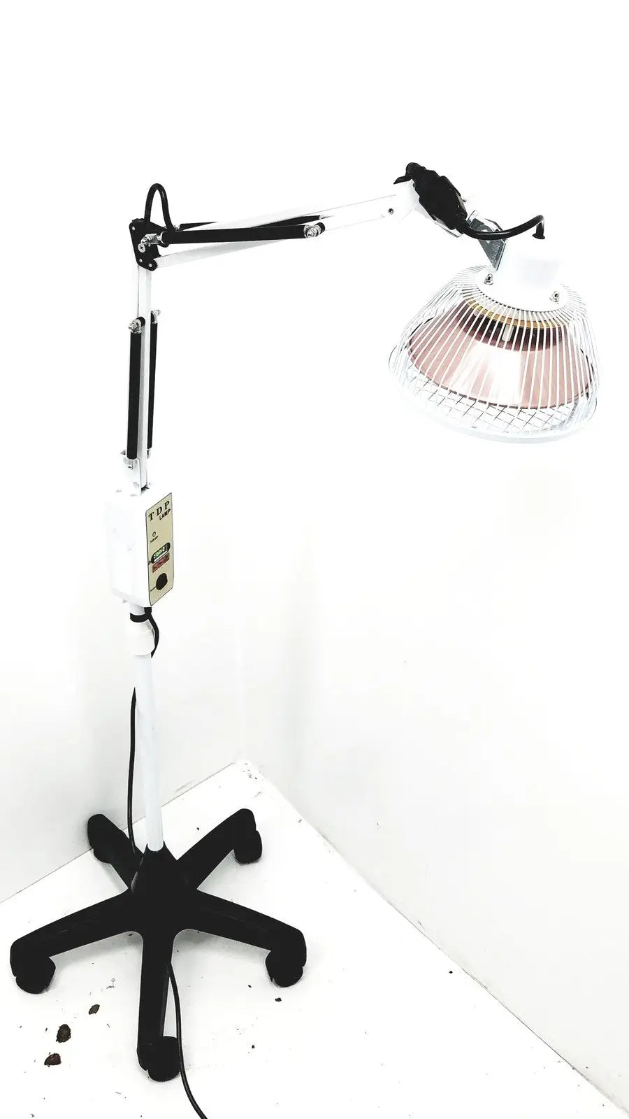 Reuse Medical Heat TDP Lamp Infrared Tall With Rolling Stand - Tested & Working Other Healthcare, Lab & Dental, second-hand product photo 1