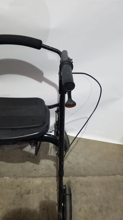 Reuse Medical Equipment Heavy Duty Rollator Walker with Seat, 4-Wheels Walkers, second-hand product photo 6