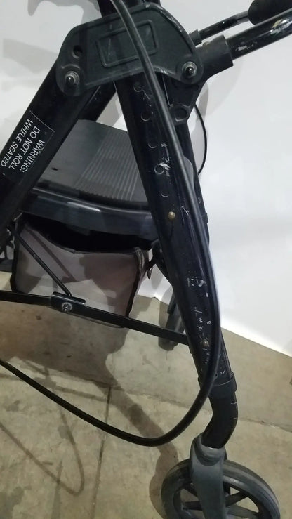Reuse Medical Equipment Heavy Duty Rollator Walker with Seat, 4-Wheels Walkers, second-hand product photo 3