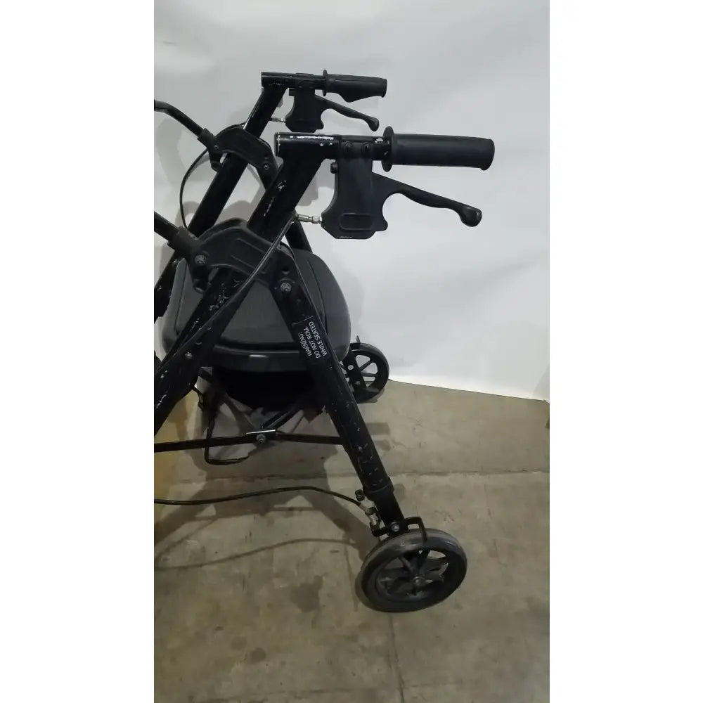 Reuse Medical Equipment Heavy Duty Rollator Walker with Seat, 4-Wheels Walkers, second-hand product photo 14