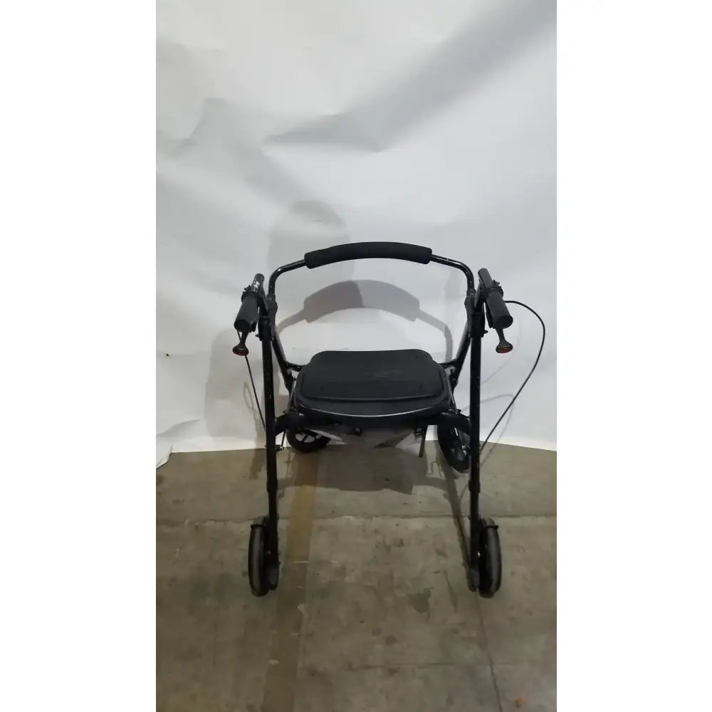 Reuse Medical Equipment Heavy Duty Rollator Walker with Seat, 4-Wheels Walkers, second-hand product photo 5