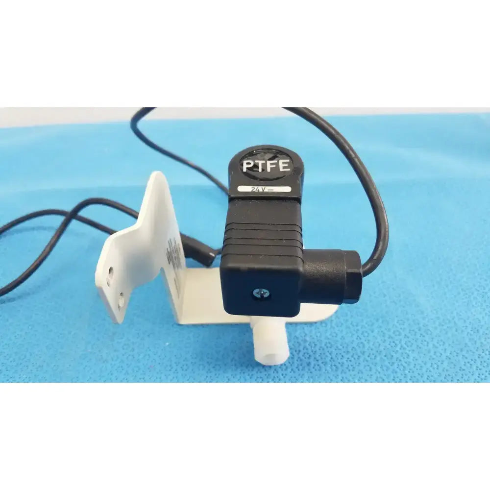 Heidolph Vacuum Valve with GEMU 24V PTFE Tubing Vacuum Valve, second-hand product photo 3