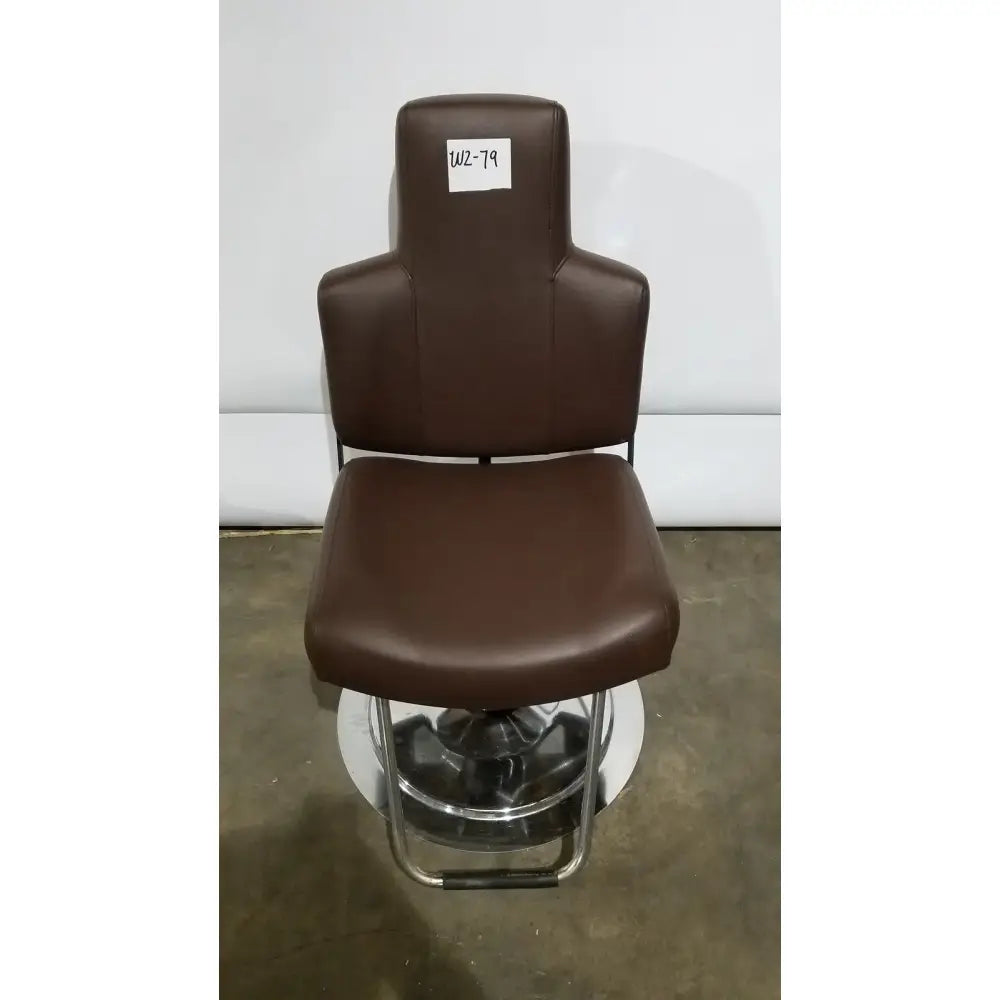 Reuse Medical Height Adjustable Phlebotomy Chair Reg No. CA 31278 Other Healthcare, Lab & Dental, second-hand product photo 1