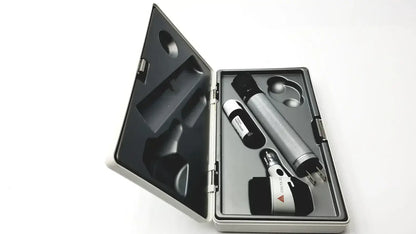 Heine Delta 20 Dermatoscope Dermascope Set With Case Dermatoscope, second-hand product photo 4