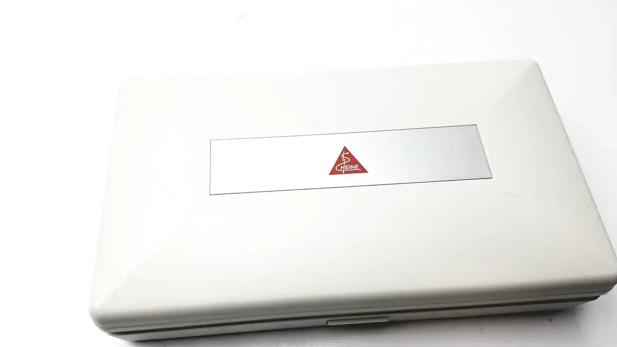 Heine Delta 20 Dermatoscope Dermascope Set With Case Dermatoscope, second-hand product photo 3