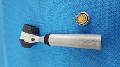 HEINE DELTA 20 T Dermatoscop Head Set & Handle with Case Dermatoscope, second-hand product photo 8