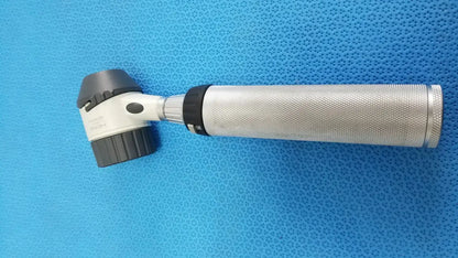 HEINE DELTA 20 T Dermatoscop Head Set & Handle with Case Dermatoscope, as-is (for parts) product photo 5