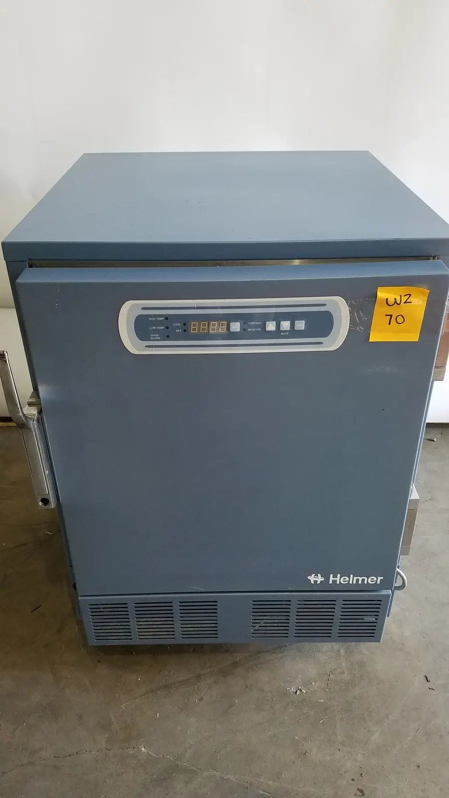 Reuse Medical Helmer HLF105 Horizon Series Laboratory Freezer Lab Freezers & Refrigerators, as-is (for parts) product photo 1