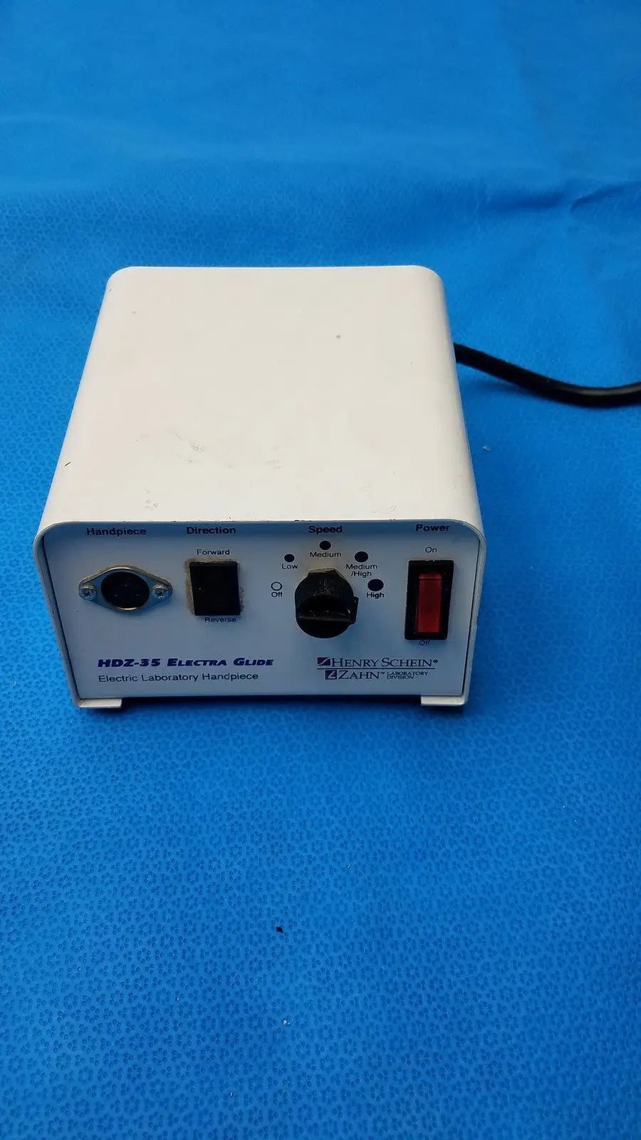 Reuse Medical Henry Schein Zahn HDZ-35 Dental Laboratory Power Supply for Equipment Operation Medical Cables & Cords, second-hand product photo 1