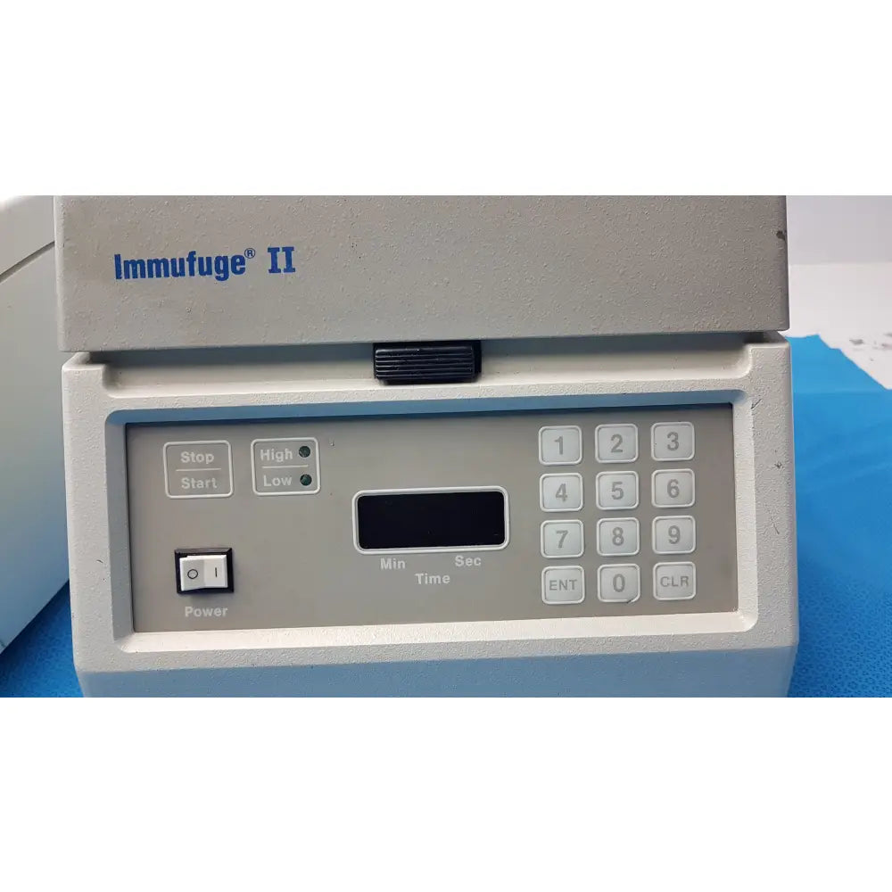 Hettich Haematokrit 200 & Baxter Immufuge II Benchtop Laboratory Centrifuge - Benchtop laboratory centrifuge