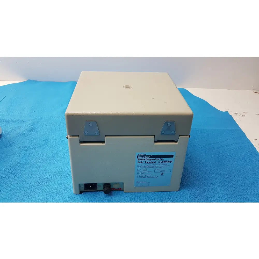 Hettich Haematokrit 200 & Baxter Immufuge II Benchtop Laboratory Centrifuge - Benchtop laboratory centrifuge