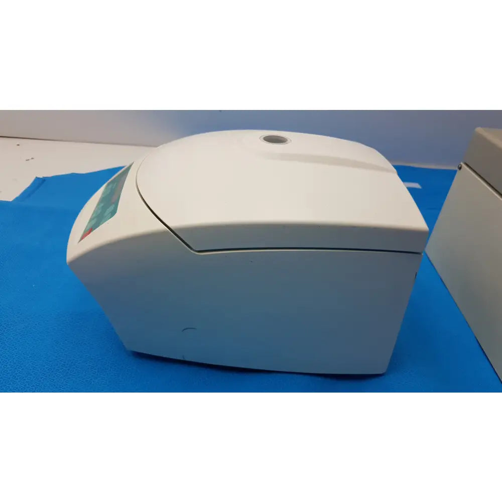 Hettich Haematokrit 200 & Baxter Immufuge II Benchtop Laboratory Centrifuge - Benchtop laboratory centrifuge